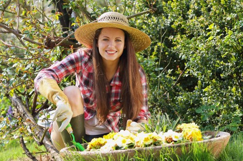 Waste handling during garden maintenance services